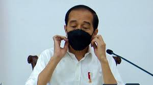 Hari ini ppkm level 4 berakhir, kasus aktif menurun, tapi kematiannya. D Acu7nl7vv0m