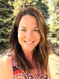 What are some great long historical fiction audiobooks to listen to while  driving?