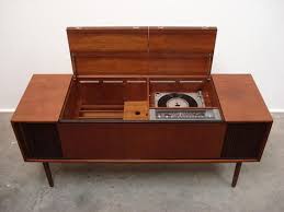 Fitted with a radio, turntable, and perhaps a tape deck, depending on the timeframe, they were also a piece of home decor. 9 Vintage Record Players Cabinet Ideas