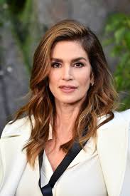 A haircut that can make your hair look more classy and voluminous. The 7 Best Hairstyles For Women Over 50