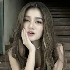 Danielle Marano's Instagram, Twitter & Facebook