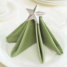 Papier, kunststoff, und baumwolle 100%. Servietten Falten Weihnachten 5 Einfache Anleitungen Und Noch Eine Menge Inspiration