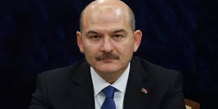 Organize suç örgütü lideri sedat peker, ara verdiği paylaşımlarına 50 tweet'le devam etti. Suleyman Soylu Nun Kayinpederi Vefat Etti