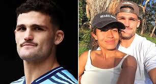 Three top sportsmen enjoying a beer together