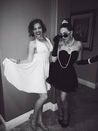 Black And White Best Friend Halloween Costumes Marilyn Monroe And Audrey Hepburn Halloween Costume For Bestfriends Halloween Costumes Friends Halloween Costume Outfits Halloween Outfits