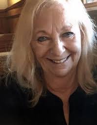 Belinda Mcclellan's Instagram, Twitter & Facebook