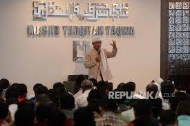 Aplikasi kajian munzir situmorang ini memberikan siraman rohani kepada kita semua baik orang tua maupun anak. Semarak Ramadhan 1438 H Bersama Majelis Ta Lim Telkomsel Majelis Telkomsel Taqwa