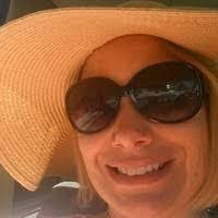 Lori Riggatire's Instagram, Twitter & Facebook