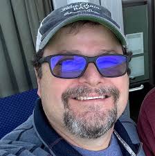 Traeger Roasted Chicken with garlic & herb potatoes. I love a $10 meal  cooked outside in the cold! •All natural chicken from @heb. •Spatchcocked  with @messermeister poultry shears. •Air dried in the