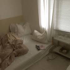 Beige aesthetic aesthetic bedroom aesthetic hair bedroom inspo bedroom inspiration bedroom ideas dream apartment house rooms home goods. Future Bedroom Inspiration Photo Not Mine For More Inspo Cozy Aesthetic Minimalist Spa Room Inspiration Bedroom Bedroom Inspirations Aesthetic Rooms