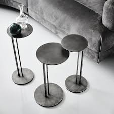 Around the table, families gather in the evening, friends meet for an aperitif, relatives share a birthday celebration, and staff work together. Sting Brushed Coffee Tables Cattelan Italia