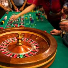 Top 10 Classic Guys Nights Out Gambling Casino Poker