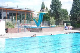 Centre Aquatique Piscine A Notre Dame De Gravenchon Horaires Tarifs Et Telephone Guide Piscine Fr