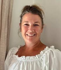 Women's holistic massage and astrology services