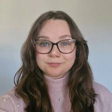 Bit of a late announcement, but last June I successfully completed and  defended my masters thesis: 'Landslides in Greenland: Recurrence of  Mass-Wasting in Vaigat Strait' in Aarhus Universitet!