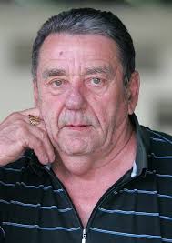 С 8 до 19 лет сухи играл за местную команду jiskra havlíčkův brod. Brod A Jihlava Na Tom Letos Budou Dobre Mysli Si Legendarni Jan Suchy Idnes Cz