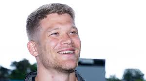 Cornelius ville tættere på sin søn og bad om skifte