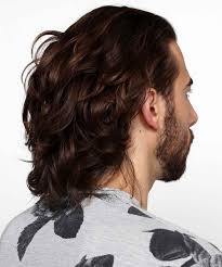 Tagli i capelli con amore perche' ami fare quel lavoro con passione e professionalita' bravissimo e' poco ! Capelli Lunghi Uomo 2022 Tagli Di Tendenza In 100 Immagini