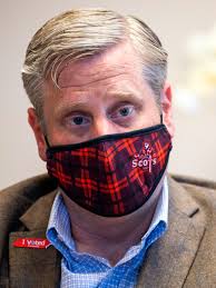 How did the coronavirus pandemic change Bryan Coker's approach during his  first months of being Maryville College's president?