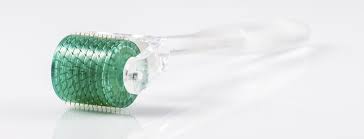 Einfach vor gebrauch desinfizieren und sanft über unsere 5 testsieger dermaroller. Micro Needling Selber Machen So Geht S Die Anleitung