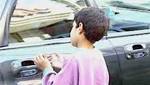 طفل سوري في فرنسا: "ساعدوني