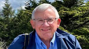 Nature photographer chosen as Peachtree City parade marshal