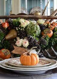 You can use a fruit of your choice, but pears and apples make a good choice for this decoration for their colors and textures. 20 Thanksgiving Table Decoration Ideas Beautiful Fruit Centerpieces