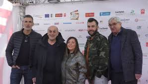 Regarder la série camping paradis saison 8 en streaming. Video La Serie De Tf1 Camping Paradis Part A La Neige