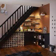 Coin bureau sous l escalier design style industriel. 20 Astuces Pour Amenager Un Dessous D Escalier Clematc Meuble Sous Escalier Amenagement Escalier Bar Sous Escaliers