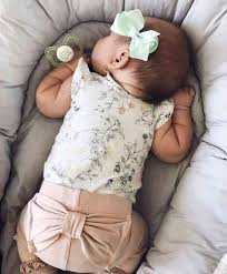 Potrivit babycentre, de câțiva ani britanicii aleg pentru copiii lor nume din ce în ce mai scurte, iar muhammad, numele aflat pe prima poziție a topului numelor pentru băieți, este una din puținele excepții. 30 Nume De Bebelusi Populare Din Anii 90 Care Sunt Suprapuse Acum DiscuÈii De Fete Sfaturi Èi InformaÈii Utile Despre RelaÈii Èi CÄsÄtorie