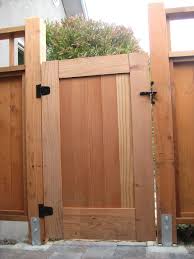 Basic Wooden Gate Design Google Search Holztor Tor Design Planer Ideen