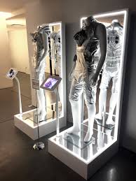 Combining the latest in science and technology to make fashion an experience that transcends… Fragrance And Elixir By Anouk Wipprecht 3d Printing Media Network The Pulse Of The Am Industry