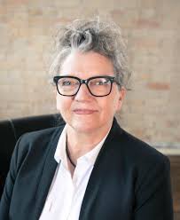 Kay Evans's Instagram, Twitter & Facebook