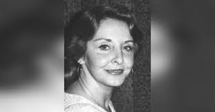 Abby Swain's Instagram, Twitter & Facebook