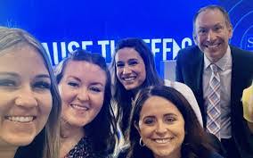 Courtney Templin's Instagram, Twitter & Facebook