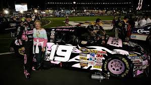 Welcome to nascar's official fan page! Nascar Celebrates Mother S Day Official Site Of Nascar