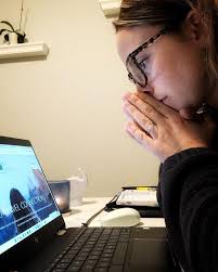 To all the women who love to explore the world