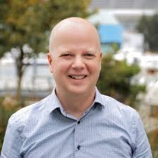 Vicki Curtis (@LearningGuide12)