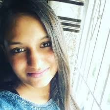 Shriya Agarwal (@shriyaagarwal17)