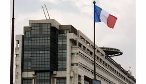 The town is in the heart of the revermont region, at the foot of the first plateau of the jura massif. Administration Finances Publiques Decentralisees Montbard Et Auxonne Pas Retenues Pour L Instant