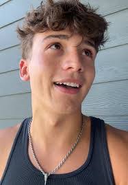 Spencer Fine's Instagram, Twitter & Facebook