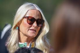 Kronprinsesse Mette-Marit, Lungefibrose | Kronprinsesse Mette-Marit skal på  lungerehabilitering