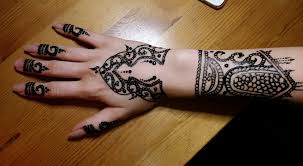 If the tattoo is on your wrist or ankles, wrap the tattoo in tissue paper and then plastic wrap to keep the tattoo away from the elements and keep the tattoo moist. Henna Tattoo Mehndi Home Facebook