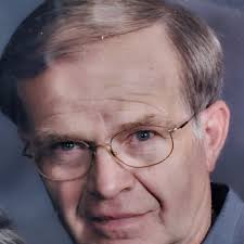 What year did the Brace store close?