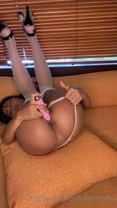 Fujikoresha Shows Her Wet Pussy While Fingering Asshole And Riding A Dildo  Onlyfans Video