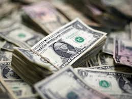 Dolarul american a scăzut din nou şi a ajuns până la 4,4053 de lei, cu 0,27% mai puţin decat ziua precedent. Cu Cat Se AnunÅ£Äƒ Mai Multe Taxe Vamale Cu Atat Dolarul Se Va IntÄƒri Romania Libera