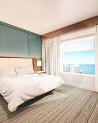 Suite Rooms Suite Views When You Stay In An All Suites Hotel Like Us Everything Is Simply Suite Book Your Stay Embassy Suites Suites Luxury Hotel