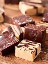 This Easy Peanut Butter Fudge Recipe Is Made In The Microwave Make The White Chocolate Peanut Butter Fudge Recipes Easy Fudge Recipes Peanut Butter Fudge Easy