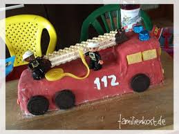 Feuerwehrauto Als Kuchen Zum Kindergeburtstag Backen Rezept Feuerwehrauto Kuchen Kuchen Kindergeburtstag Feuerwehr Kuchen Kindergeburtstag