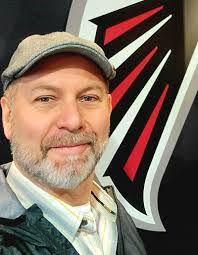 Danielle Lefevers's Instagram, Twitter & Facebook